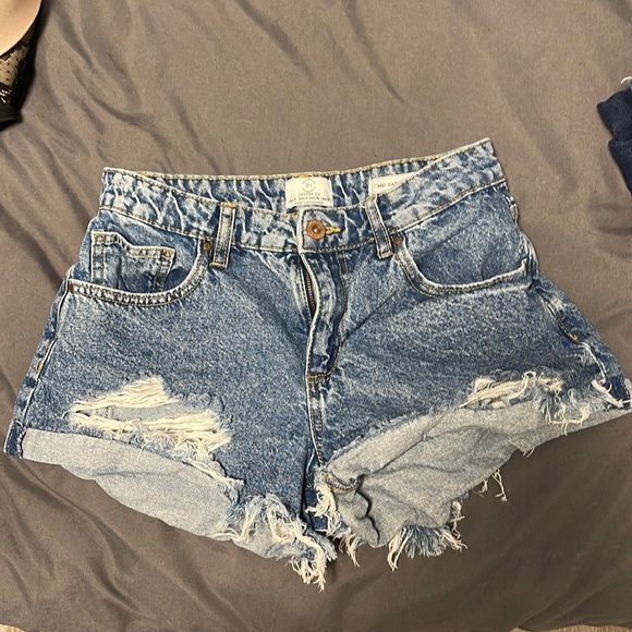 Cotton on Booty shorts - Picture 1 of 4